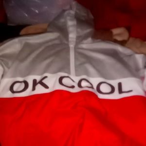 Forever 21 OK COOL Girls hooded jacket like new Size US 9/10